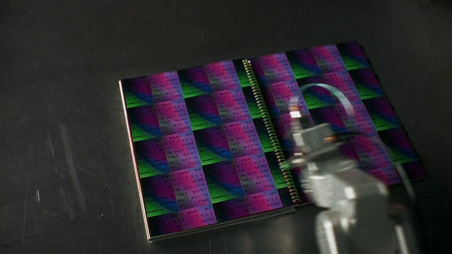 Video Reference: Purple, Sleeve, Rectangle, Violet, Magenta, Tartan, Tints and shades, Visual effect lighting, Pattern, Linens