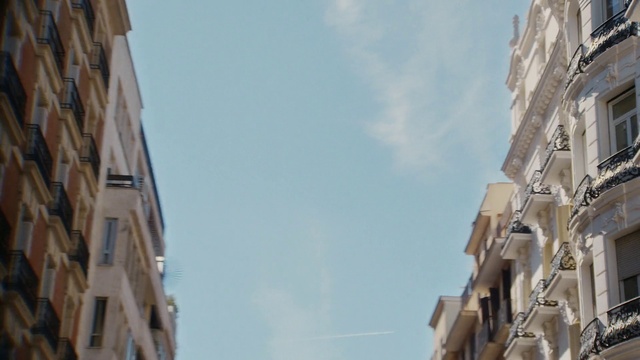 Video Reference: Sky, Cloud, Building, Azure, Window, Fixture, Urban design, Tower block, City, Composite material