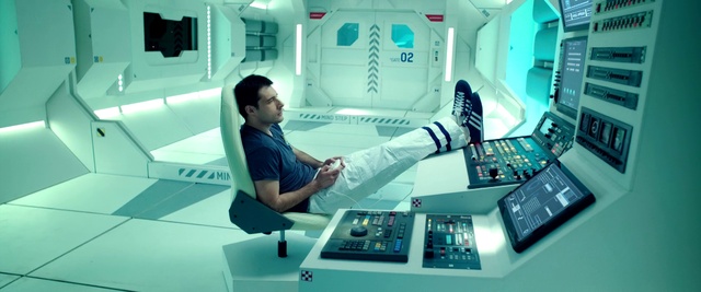 Video Reference: Green, Medical equipment, Automotive design, Computer, Personal computer, Comfort, Medical, Engineering, Service, Gadget