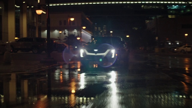 Video Reference: Automotive lighting, Tire, Motor vehicle, Vehicle, Headlamp, Car, Road surface, Asphalt, Automotive exterior, Water