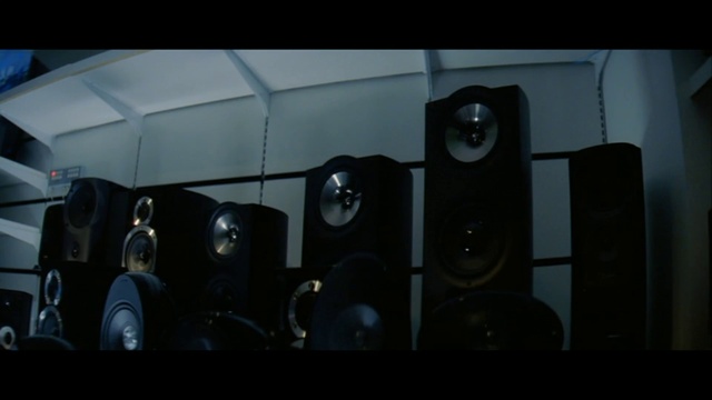 Video Reference: Audio equipment, Gas, Wood, Circle, Loudspeaker, Auto part, Automotive tire, Automotive lighting, Still life photography, Personal protective equipment