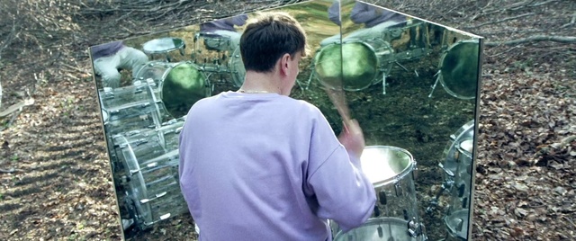 Video Reference: Membranophone, Plant, Drum, Shirt, Musical instrument, Idiophone, Green, Coconut, Musician, Cymbal