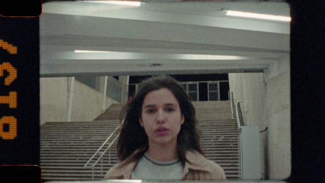 Video Reference: Forehead, Mouth, Window, Jaw, Tints and shades, Eyelash, Glass, Fun, Happy, Room