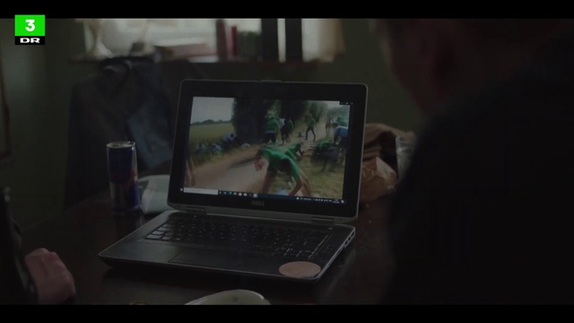 Video Reference: Computer, Laptop, Personal computer, Netbook, Output device, Gadget, Toy, Flat panel display, Communication Device, Display device