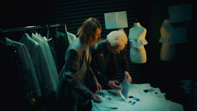 Video Reference: Coat, Fashion design, Entertainment, Fun, Art, Flash photography, Event, Science, Electric blue, Leisure