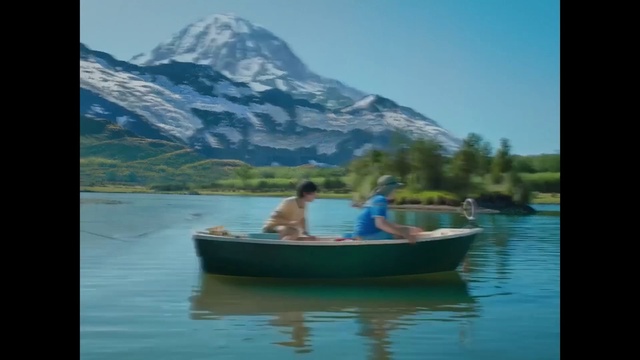Video Reference: Water, Sky, Boat, Watercraft, Vehicle, Mountain, Boats and boating--Equipment and supplies, Paddle, Lake, Travel