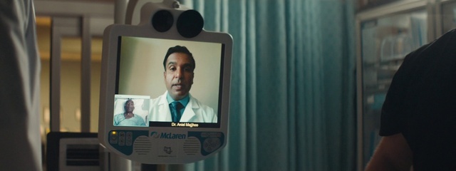 Video Reference: Gadget, Television set, Television program, White-collar worker, Display device, Multimedia, Event, Communication Device, Audio equipment, Home appliance