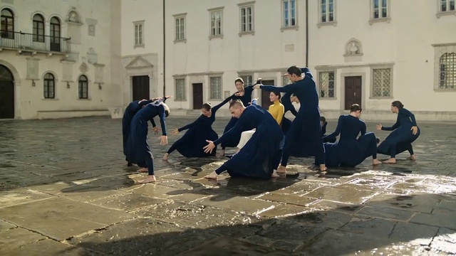 Video Reference: Window, Building, Event, Performing arts, Leisure, Entertainment, Martial arts, Recreation, Fun, Conversation