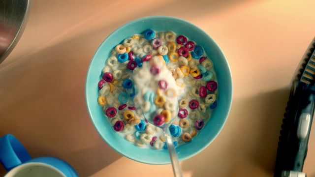 Video Reference: Food, Tableware, Dishware, Table, Cuisine, Baked goods, Ingredient, Circle, Chair, Sweetness