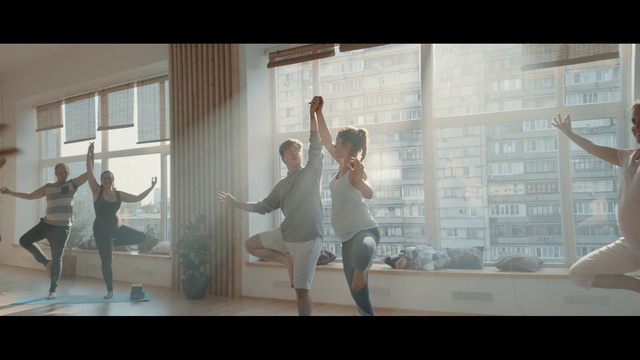 Video Reference: Arm, Window, Flash photography, Interior design, Gesture, Performing arts, Dance, Dress, Waist, Entertainment