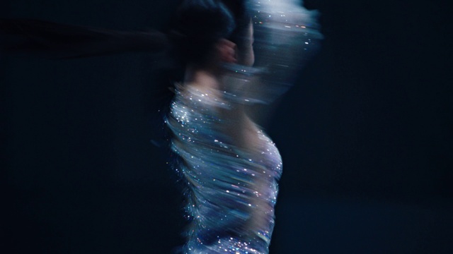 Video Reference: Water, Flash photography, Entertainment, Performing arts, Underwater, Electric blue, Event, Fun, Music artist, Darkness