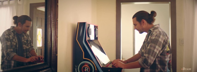 Video Reference: Wood, Gadget, Audio equipment, Technology, Electronic device, Recreation, Machine, Display device, Room, Picture frame