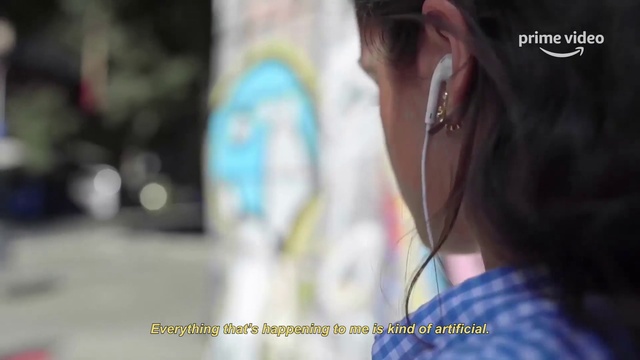 Video Reference: Nose, Skin, Hairstyle, Eyebrow, Vision care, Eyelash, Ear, Jaw, Eyewear, Street fashion