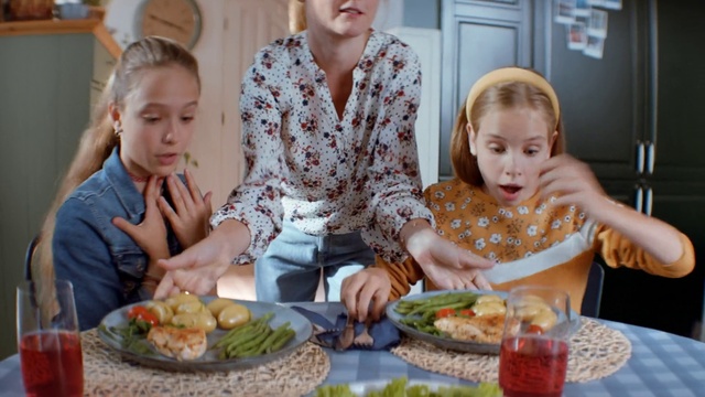 Video Reference: Food, Face, Tableware, Table, Plate, Sharing, Orange, Food craving, Yellow, Cuisine