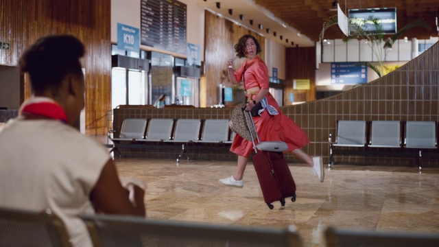 Video Reference: Wood, Dance, Leisure, Entertainment, Fun, Flooring, Tartan, Event, Performing arts, Hardwood