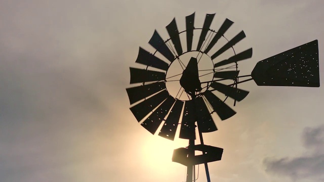 Video Reference: Windmill, Sky, Cloud, Mill, Wind, Automotive wheel system, Public utility, Event, Machine, Landscape