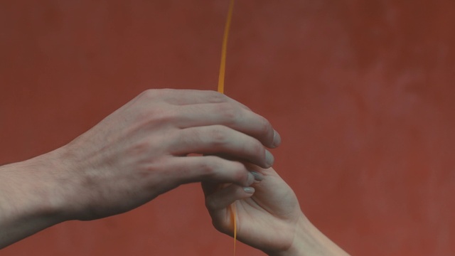Video Reference: Hand, Human body, Sleeve, Waist, Gesture, Finger, Elbow, Wood, Thumb, Abdomen