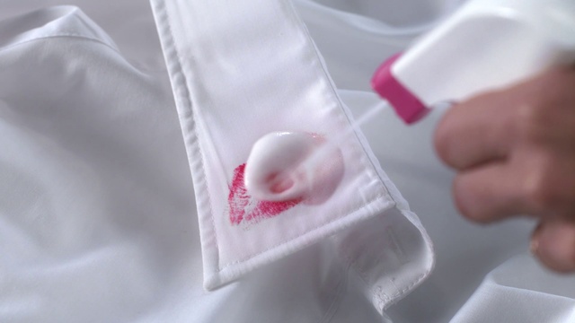 Video Reference: Petal, Finger, Pink, Material property, Nail, Magenta, Collar, Close-up, Fashion accessory, Sweetness