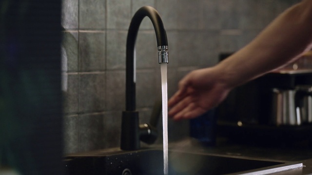 Video Reference: Tap, Water, Plumbing fixture, Fluid, Fixture, Gas, Plumbing, Cooking, Wood, Household hardware