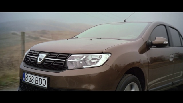 Video Reference: Automotive parking light, Tire, Wheel, Car, Vehicle, Vehicle registration plate, Grille, Sky, Automotive tire, Automotive lighting