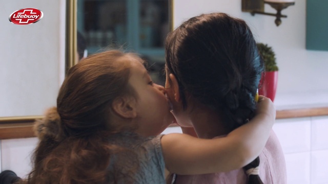 Video Reference: Shoulder, Ear, Happy, Gesture, Plant, T-shirt, Black hair, Eyelash, Long hair, Fun