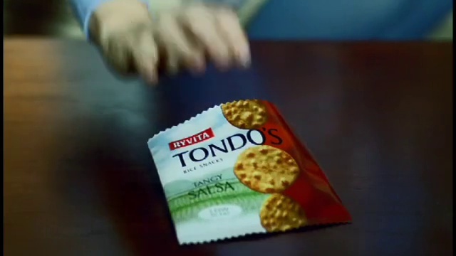 Video Reference: Food, Gesture, Cuisine, Ingredient, Dish, Junk food, Finger food, Sweetness, Baked goods, Nail