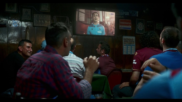 Video Reference: T-shirt, Fun, Chair, Event, Leisure, Crowd, Recreation, Room, Sharing, Conversation