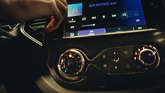 Video Reference: Automotive design, Communication Device, Personal luxury car, Automotive lighting, Audio equipment, Gadget, Digital camera, Vehicle audio, Electronic device, Cameras & optics