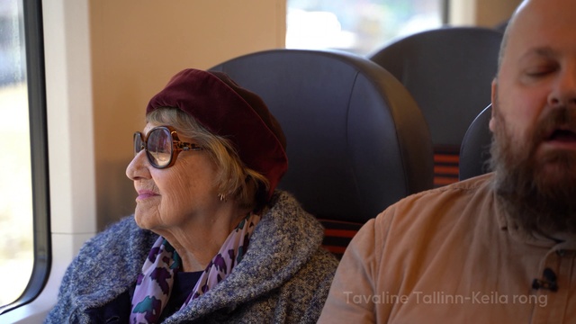 Video Reference: Glasses, Facial expression, Goggles, Sunglasses, Smile, Vision care, Eyewear, Comfort, People, Fun