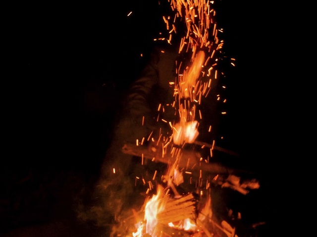 Video Reference: Flame, Fire, Bonfire, Heat, Gas, Midnight, Event, Campfire, Darkness, Night
