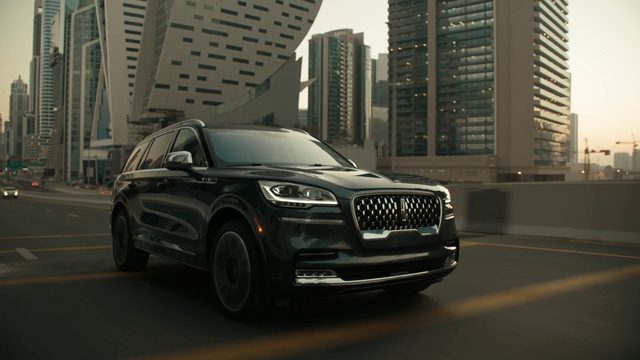Video Reference: Wheel, Tire, Building, Vehicle, Car, Grille, Hood, Vehicle registration plate, Automotive tire, Automotive lighting