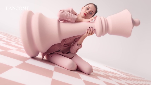 Video Reference: Joint, Skin, Hand, Arm, Leg, Comfort, Gesture, Pink, Thigh, Finger