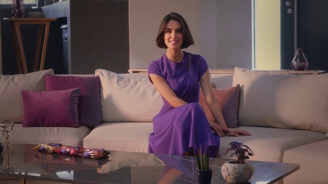 Video Reference: Smile, Couch, Purple, Comfort, Textile, studio couch, Interior design, Flash photography, Violet, Pink