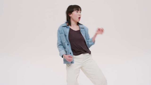 Video Reference: Face, Shoulder, Arm, Dress shirt, Human body, Neck, Sleeve, Waist, Gesture, Collar