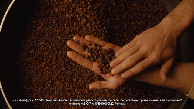 Video Reference: Wood, Gesture, Finger, Nail, Thumb, Wrist, Pattern, Close-up, Human leg, Soil