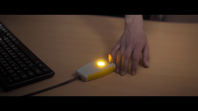 Video Reference: Computer keyboard, Peripheral, Input device, Gesture, Finger, Automotive lighting, Wood, Wrist, Computer, Office equipment