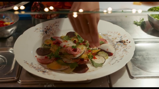 Video Reference: Food, Tableware, Dishware, Ingredient, Plate, Recipe, Serveware, Cuisine, Seafood, Garnish