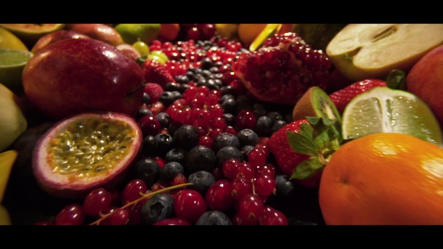 Video Reference: Food, Rangpur, Fruit, Tableware, Clementine, Ingredient, Natural foods, Seedless fruit, Plant, Recipe