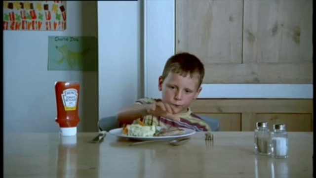 Video Reference: Food, Tableware, Drinkware, Table, Food craving, Plate, Toddler, Dishware, Room, Serveware