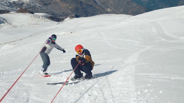Video Reference: Sports equipment, Mountain, Snow, Slope, Outdoor recreation, Ski, Ski Equipment, Helmet, Glove, Ski pole