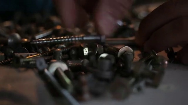 Video Reference: Office equipment, Musical instrument accessory, Gas, Audio equipment, Typewriter, Engineering, String instrument, Ammunition belt, Metal, Gun accessory