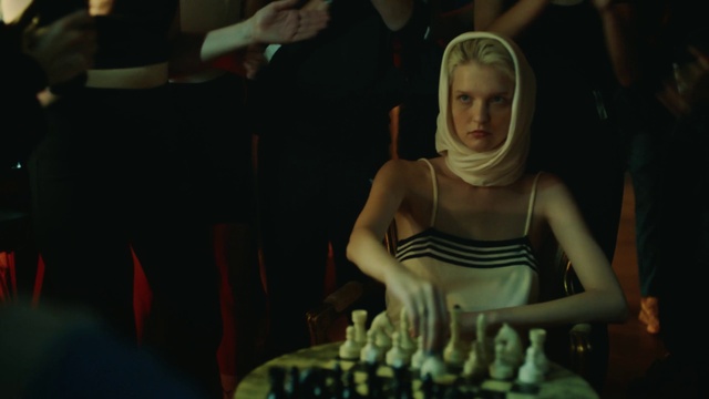 Video Reference: Chessboard, Chess, Board game, Recreation, Indoor games and sports, Flash photography, Event, Fun, Player, Tabletop game