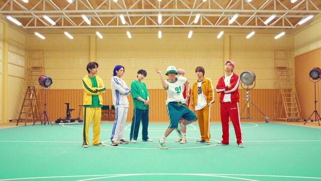 Video Reference: Shorts, Player, Active shorts, Entertainment, Sports, Playing sports, Sports uniform, Leisure, Competition event, Tournament