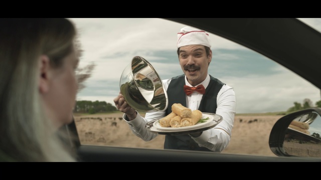 Video Reference: Food, Cloud, Sky, Tableware, Flash photography, Gesture, Smile, Landscape, Cuisine, Happy