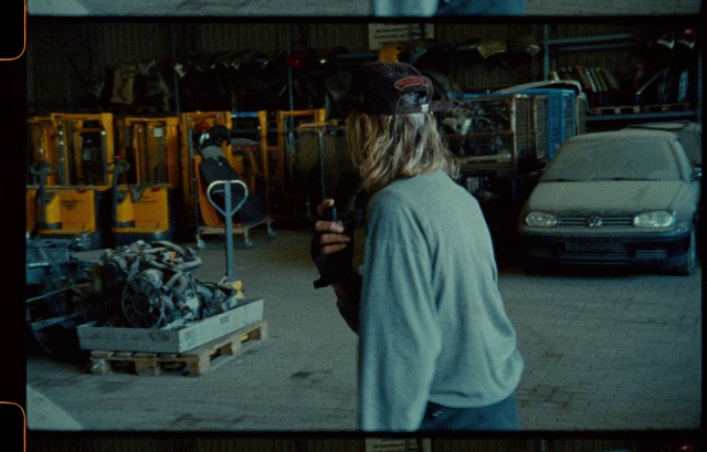 Video Reference: Automotive lighting, Vehicle registration plate, Vehicle, Car, Motor vehicle, Vehicle door, Gas, Automotive exterior, Engineering, Automotive tire