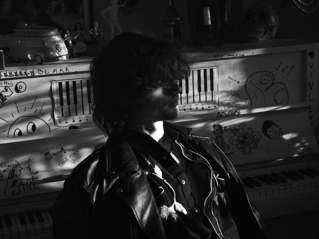 Video Reference: Flash photography, Automotive lighting, Black-and-white, Style, Leather jacket, Eyewear, Monochrome photography, Musician, Movie, Midnight