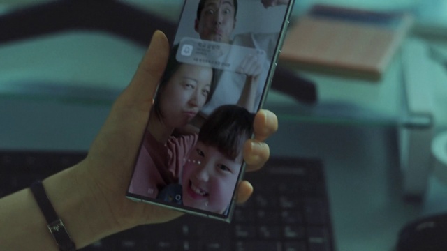 Video Reference: Eyelash, Art, Room, Fun, Visual arts, Doll, Display device, Reflection