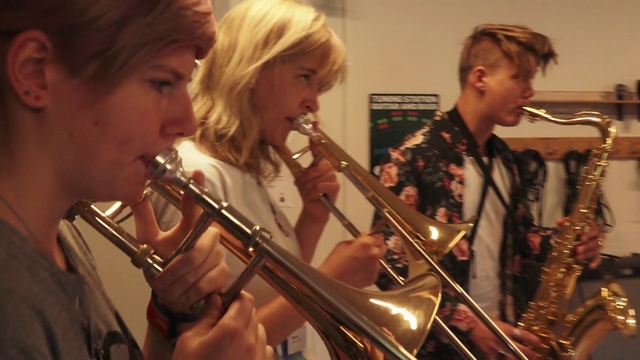 Video Reference: Hair, Musical instrument, Musician, Classical music, Brass instrument, Musical instrument accessory, Reed instrument, Music, Music artist, String instrument