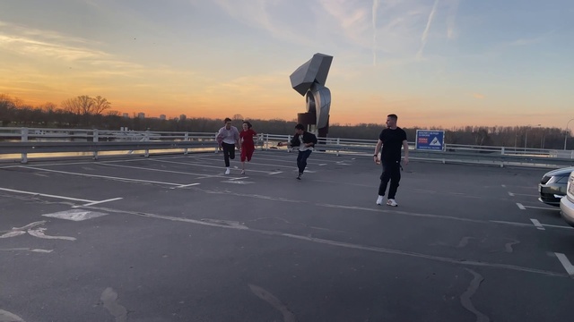 Video Reference: Sky, Cloud, Atmosphere, Asphalt, Rolling, Road surface, Horizon, Road, Landscape, Sports