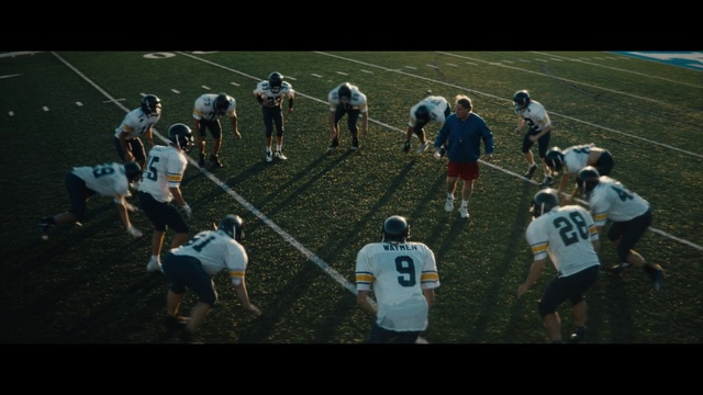 Video Reference: Sports uniform, Shorts, Helmet, Football equipment, Player, Jersey, Sports equipment, Sports gear, Football helmet, Face mask